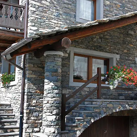 Locazione Turistica Epinel Apartment *